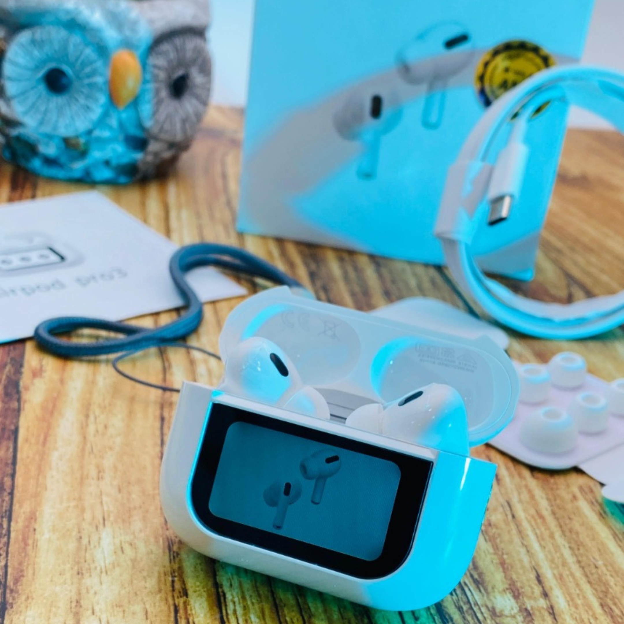 AUDIFONOS CON PANTALLA TACTIL